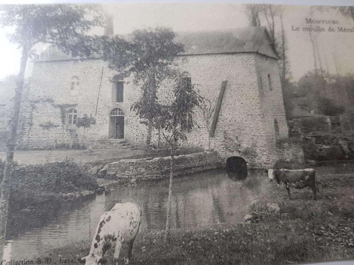 Le Moulin De Meral Montsurs ภายนอก รูปภาพ